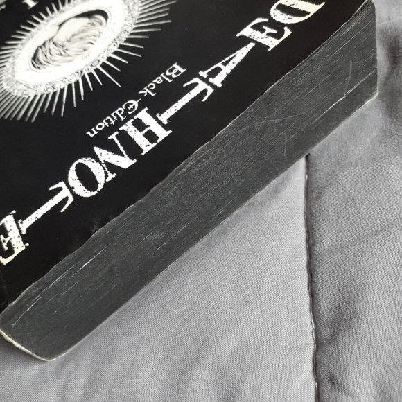 Death Note Manga Black Edition Horror Book Volume 1 Containing Volumes 1 & 2 - Picture 5 of 14